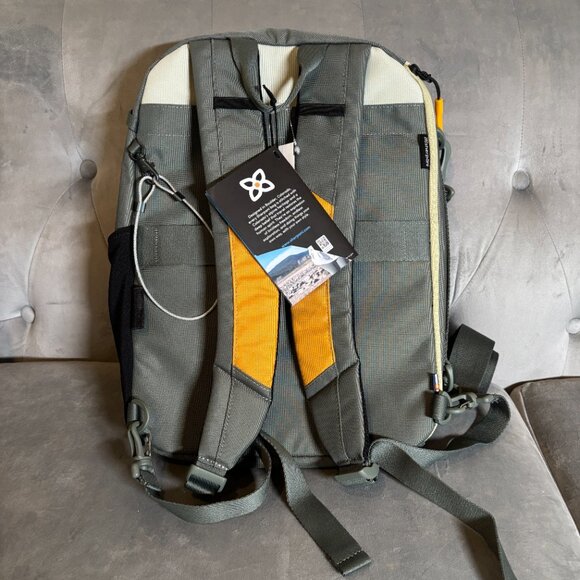 Sherpani x REI Co-op Anti-Theft Travel Backpack Olive/Yellow Women - Picture 5 of 7